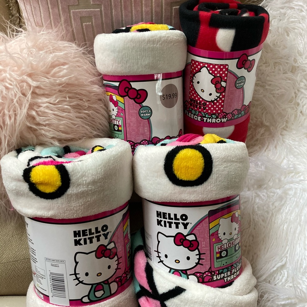 Hello Kitty throws